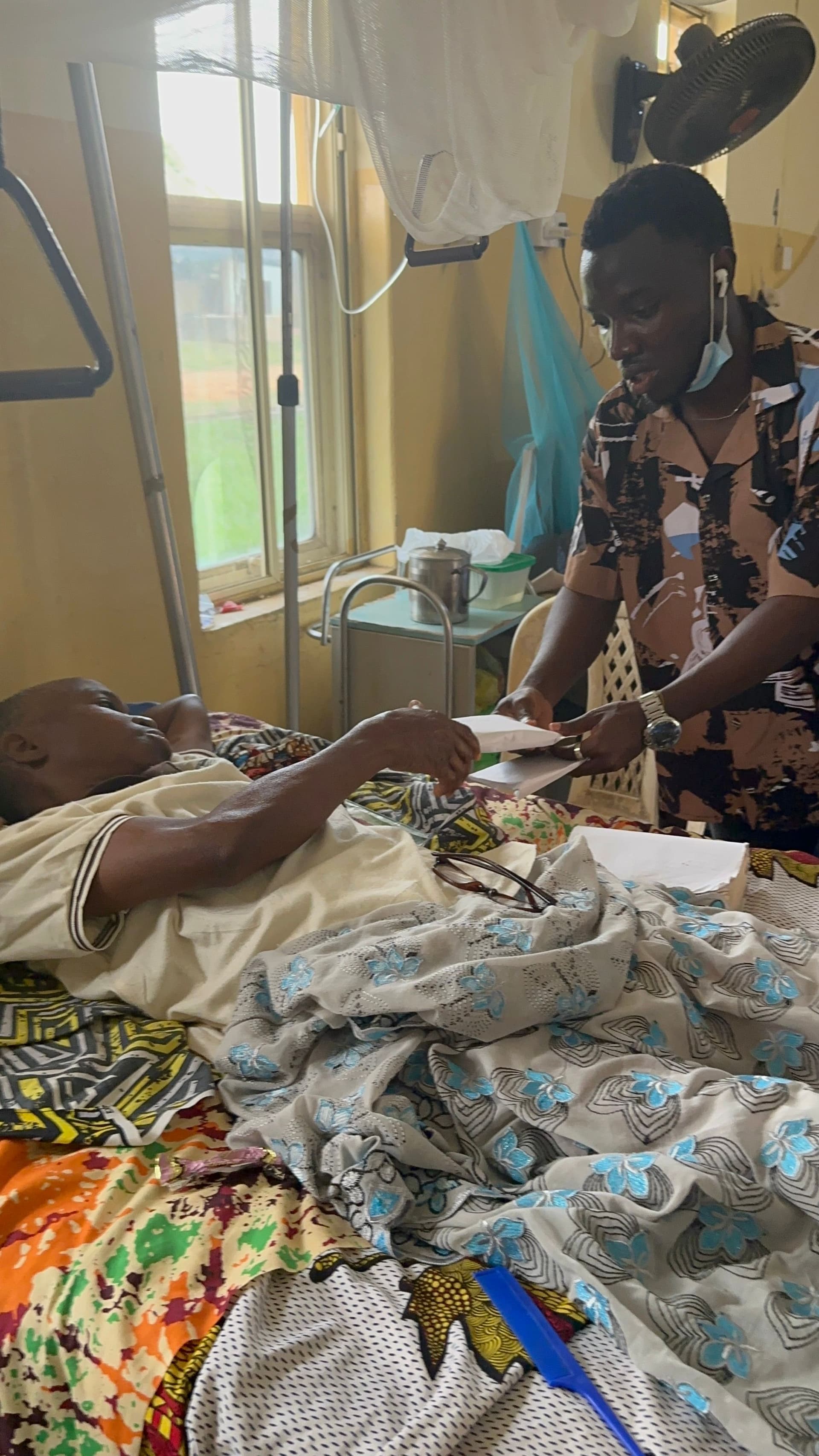 Christmas Day Hospital Outreach 2025 photo 6